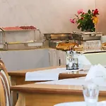 Jupiter 1 Family Hotel 2*