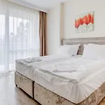 Jupiter 1 Family 2* Baltschik