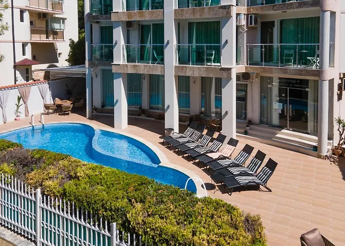 Hotel Jupiter 1 Family 2*