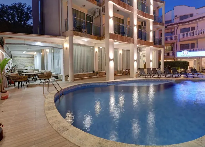 Jupiter 1 Family Hotel