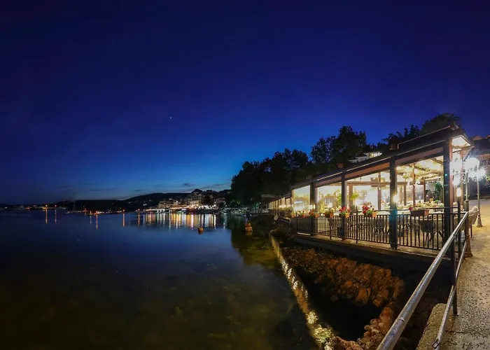 Hotel Jupiter 1 Family