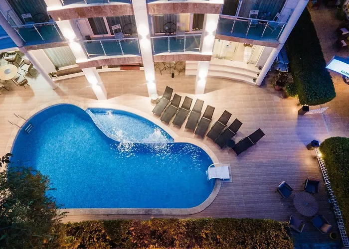 Jupiter 1 Family Hotel