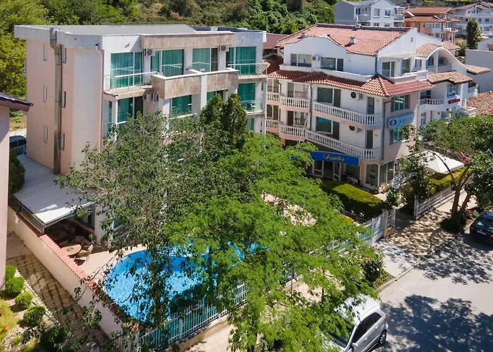 Jupiter 1 Family Hotel 2*