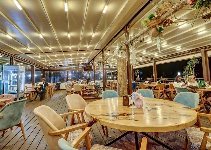 Hotel Jupiter 1 Family 2*