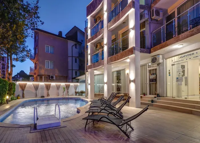 Jupiter 1 Family Hotel 2*