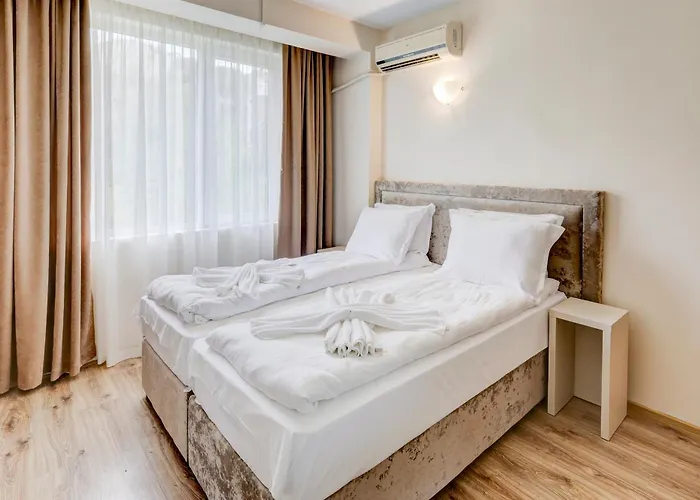 Jupiter 1 Family Hotel 2*