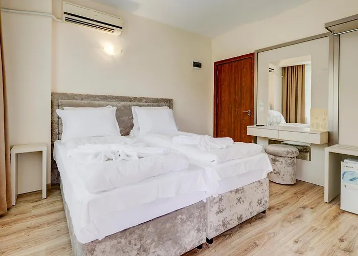 Hotel Jupiter 1 Family 2*